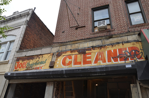 cleans