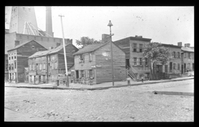 Late 19th century photo mislabled Pacific St at Columbia. Brooklyn Museum.