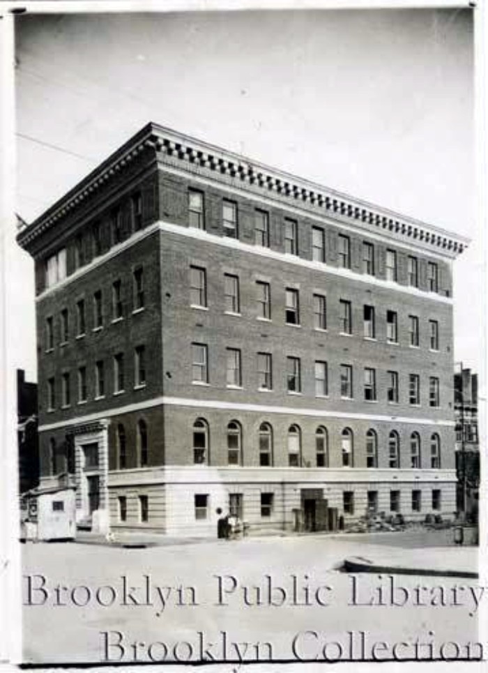 1913 Photograph: Brooklyn Public Library