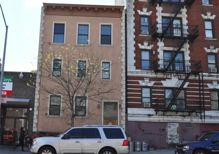 Zosia Mamet Sells Brooklyn House