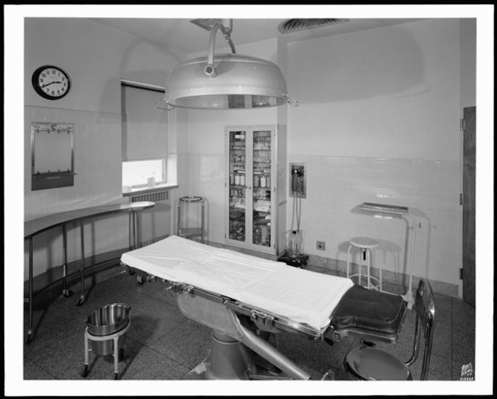 New operating room, Shore Hill Hospital, 1952. Photo: Museum of the City of New York