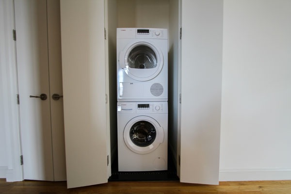 335-Carroll-washer-dryer-unit-myspace-nyc-brooklyn