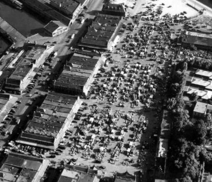Aerial view of market. Photo: andrewcusack.com