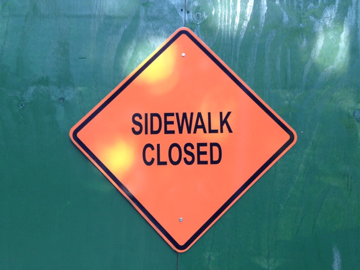 sidewalk-closed-060614