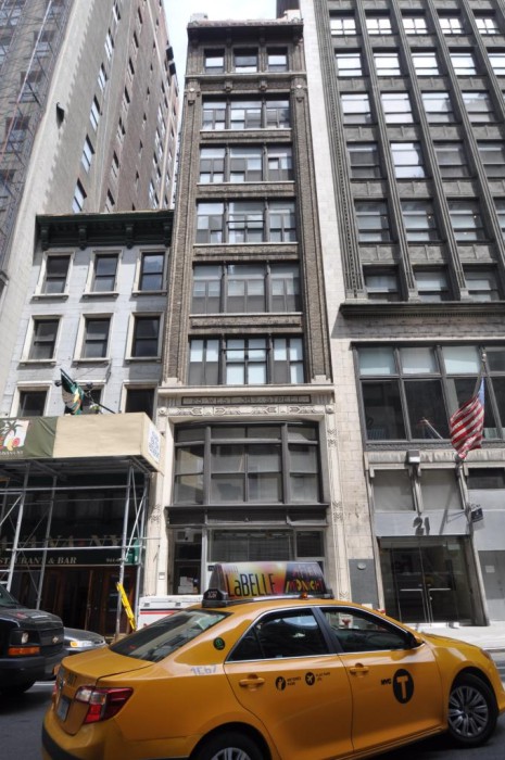 25 West 38th Street, the first Lane Bryant showroom/manufacturing building. Photo: Christopher Bride for Property Shark