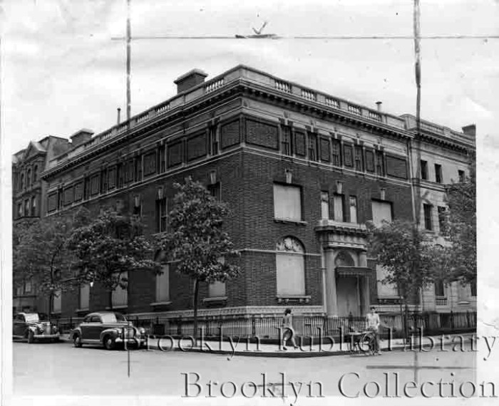 1944 photograph: Brooklyn Public Library