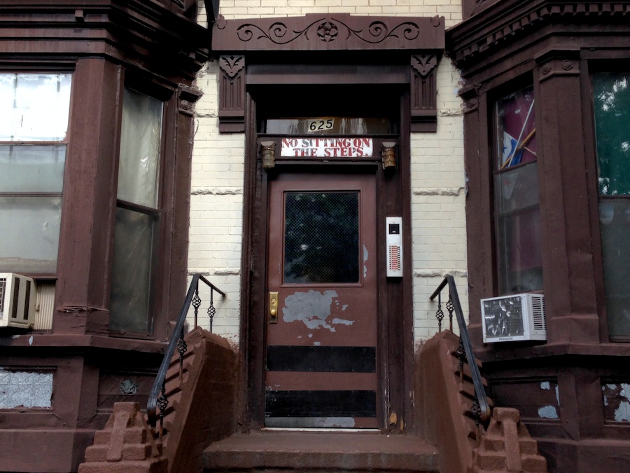 no sitting on the steps in crown heights 102014