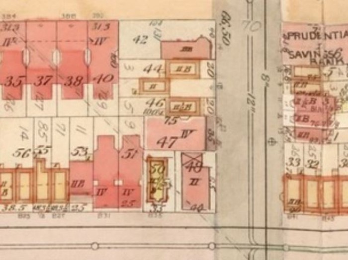 1904 map. House complete, with garage. New York Public Library