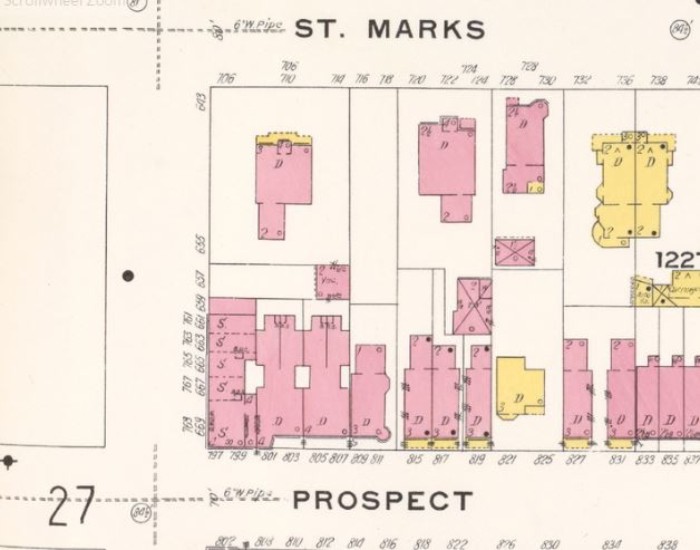 1904 map. New York Public Library. Property now subdivided. House and carriage house still standing in 1904.