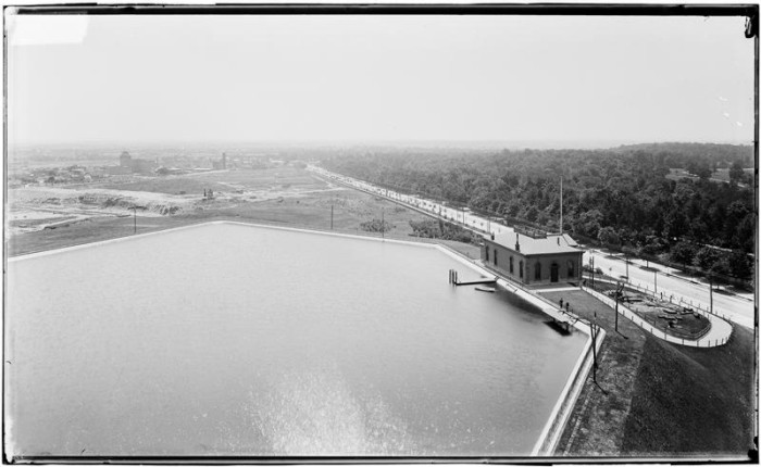 Mount Prospect Reservoir from top of the tower, showing pump house. Photo: Museum of the City of New York