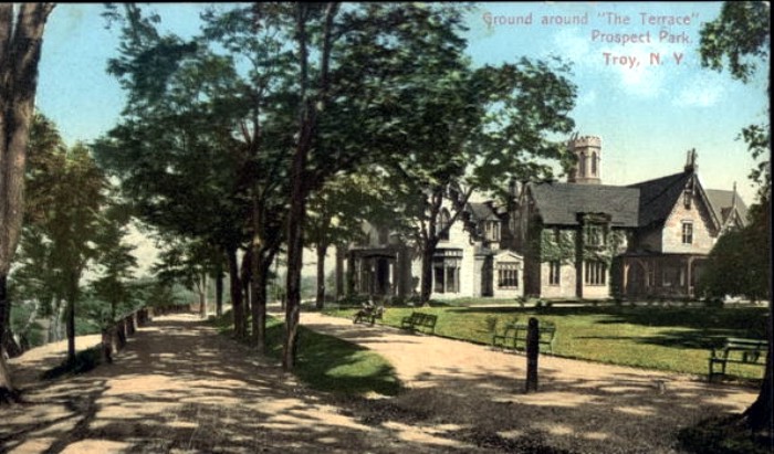 The old Warren house, now called the Memorial House. Postcard: Don Rittner's article in the Times-Union.