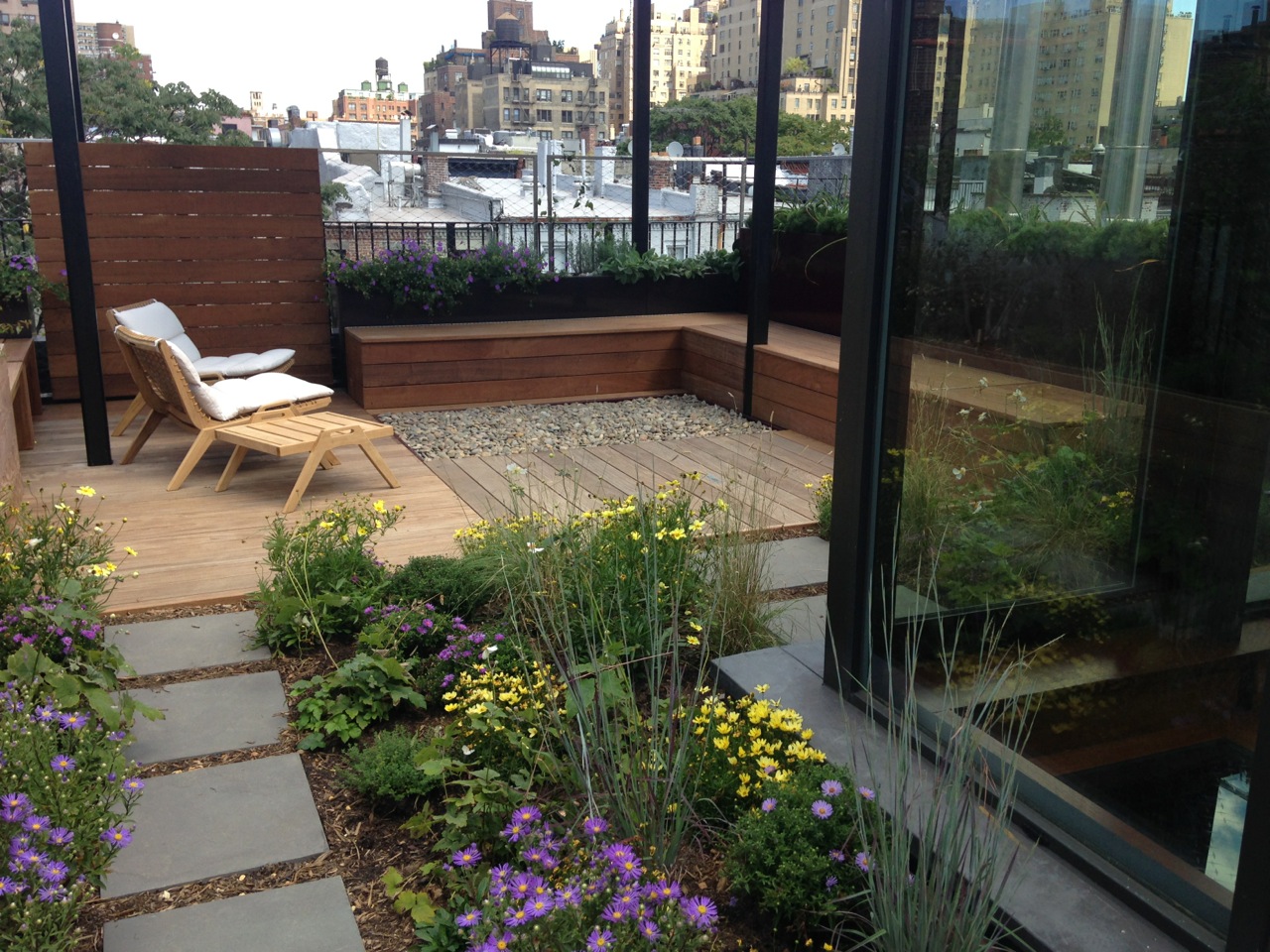groundworks-gardening-nyc-residential-apartment-roof-garden-patio