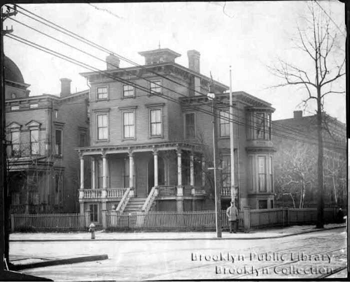 1911 Photo: Brooklyn Public Library