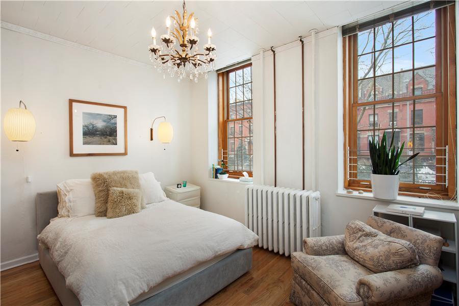 16-2nd-place-carroll-gardens-brooklyn-townhouse-bedroom