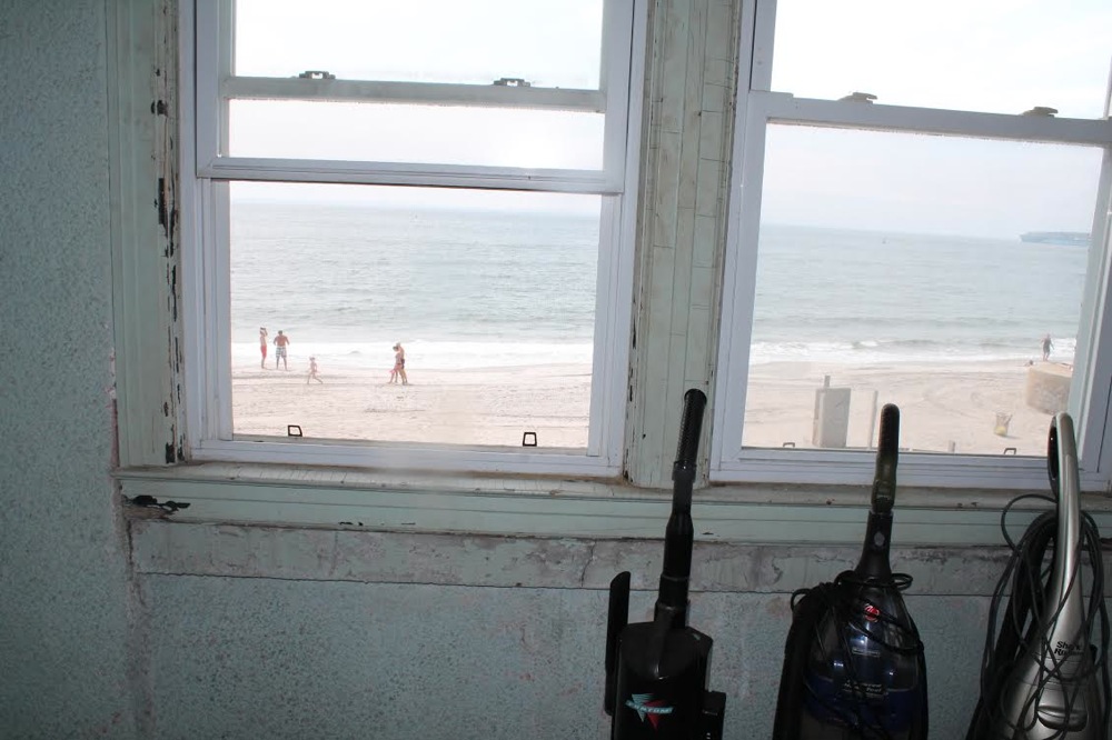 beach-house-view-080315