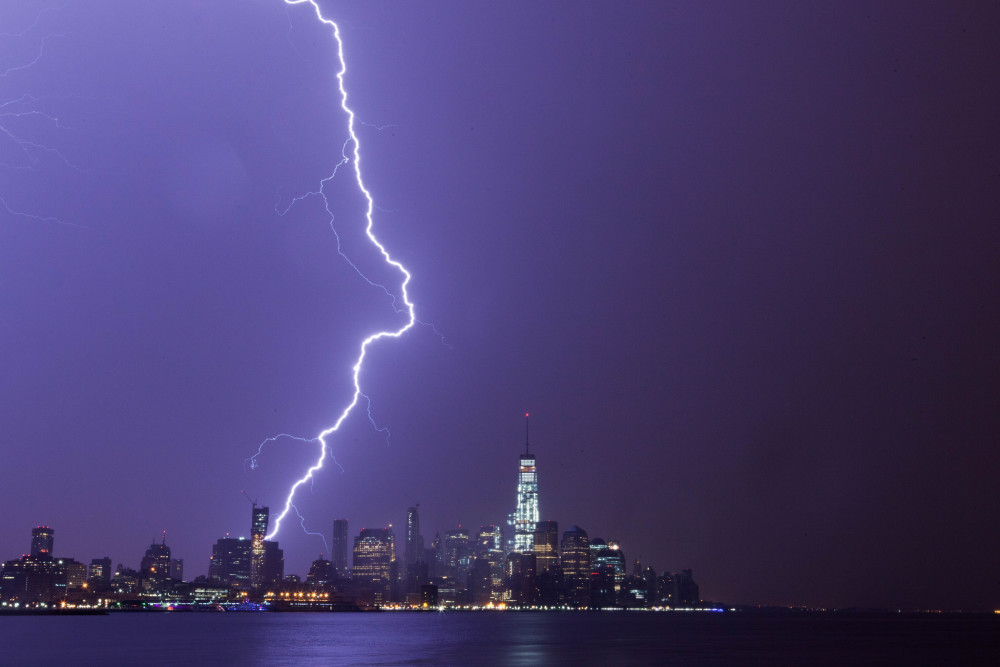 nyc-lightning-storm