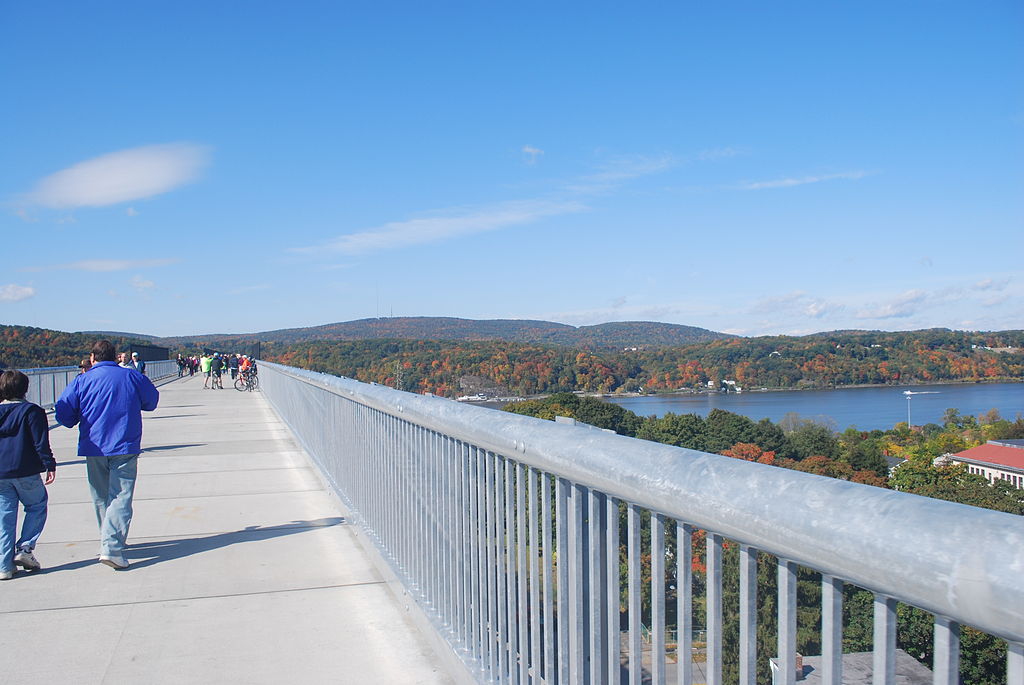 Hudson Valley Leaf Peeping -- Catskills & Upstate New York