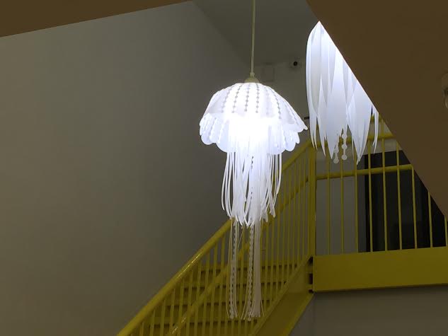 preschool-jellyfish-lamps