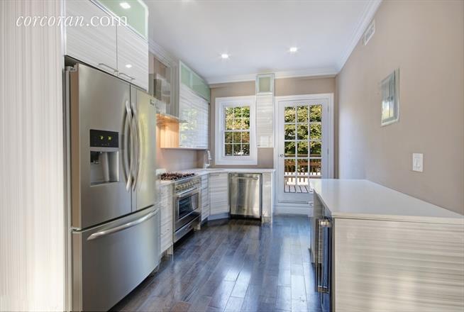 Brooklyn Townhouse For Sale Under 1 Million