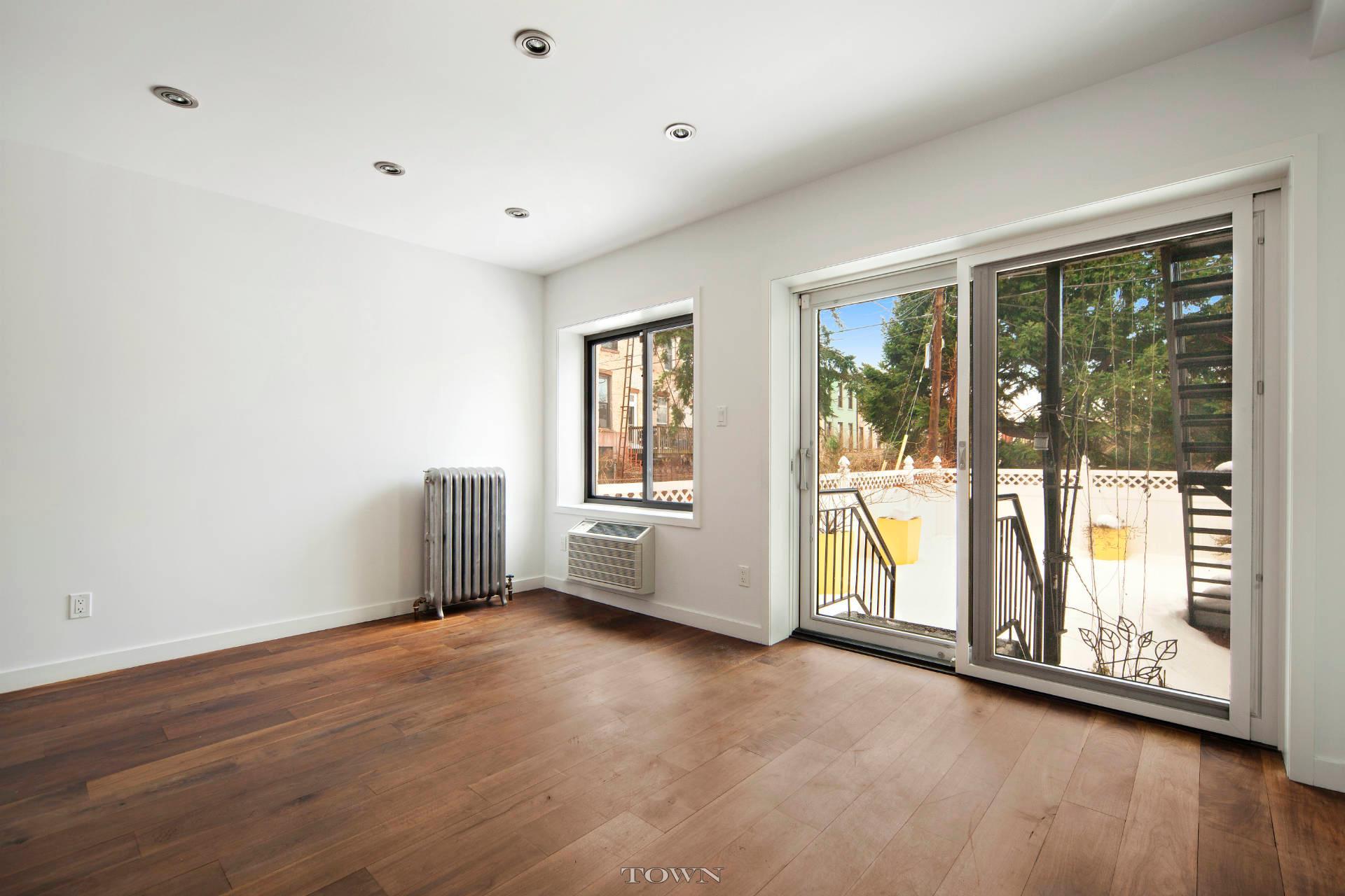 Park Slope Brooklyn House for Sale -- 366 6th Avenue