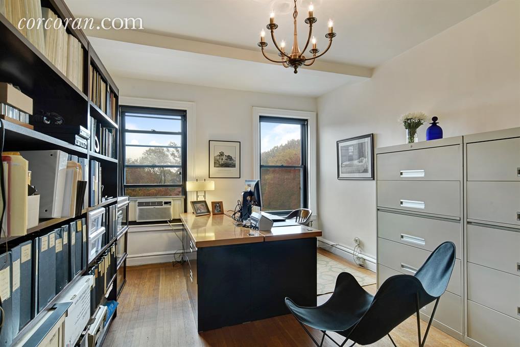 Prospect Heights Brooklyn Co-op for Sale -- 135 Eastern Parkway