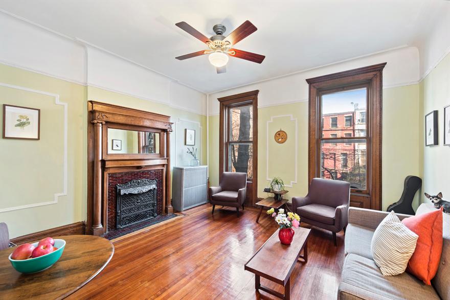 co-op-for-sale-205-park-place-prospect-heights-brooklyn-01