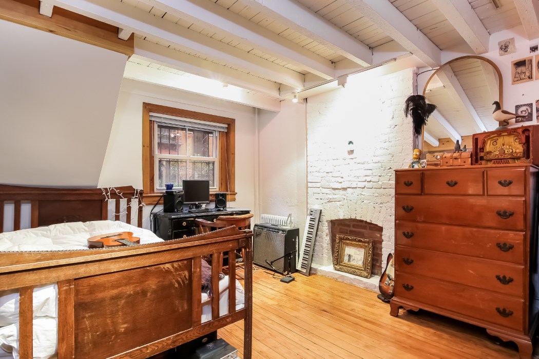 Cobble Hill Brooklyn House for Sale -- 8 Warren Place