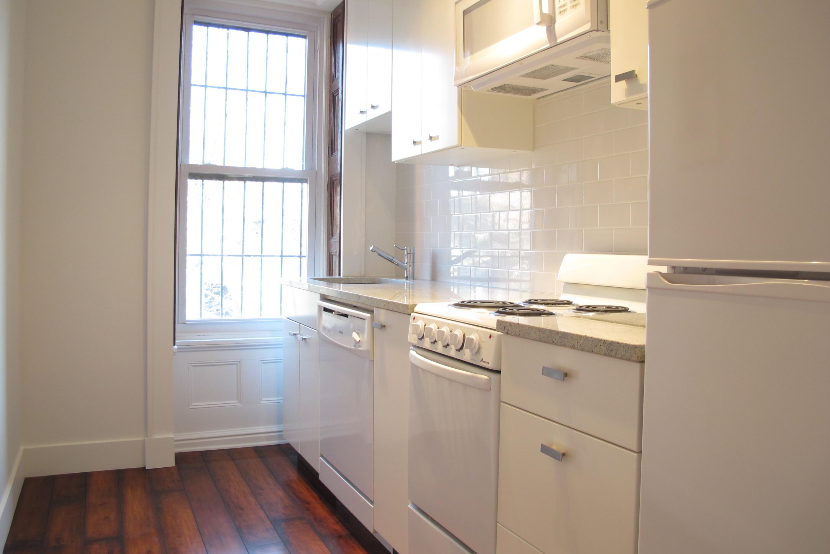Bed Stuy Brooklyn Apartment for Rent -- 579 MacDonough Street