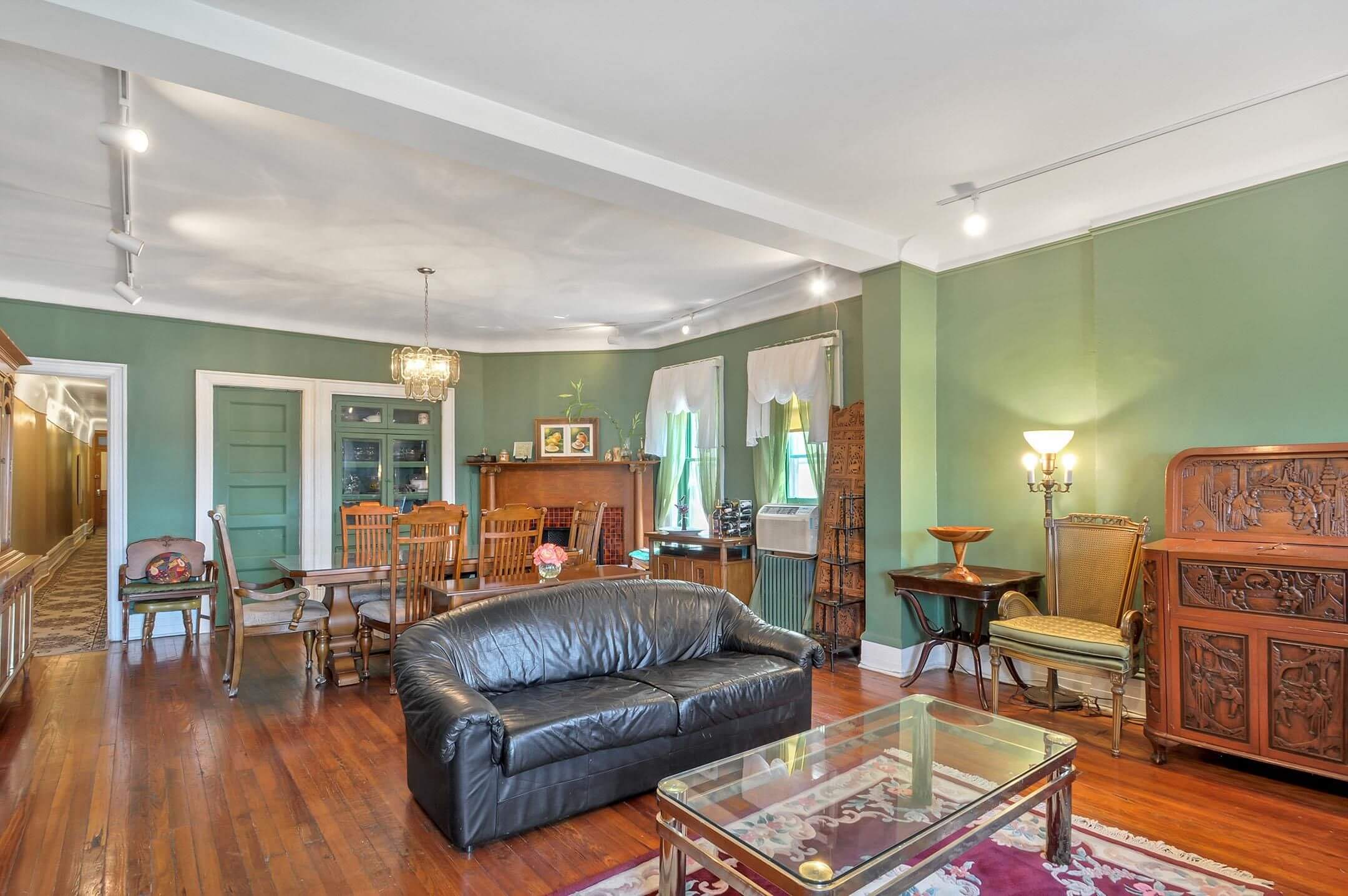 Brooklyn Apartments for Sale in Clinton Hill at 275 Clinton Avenue