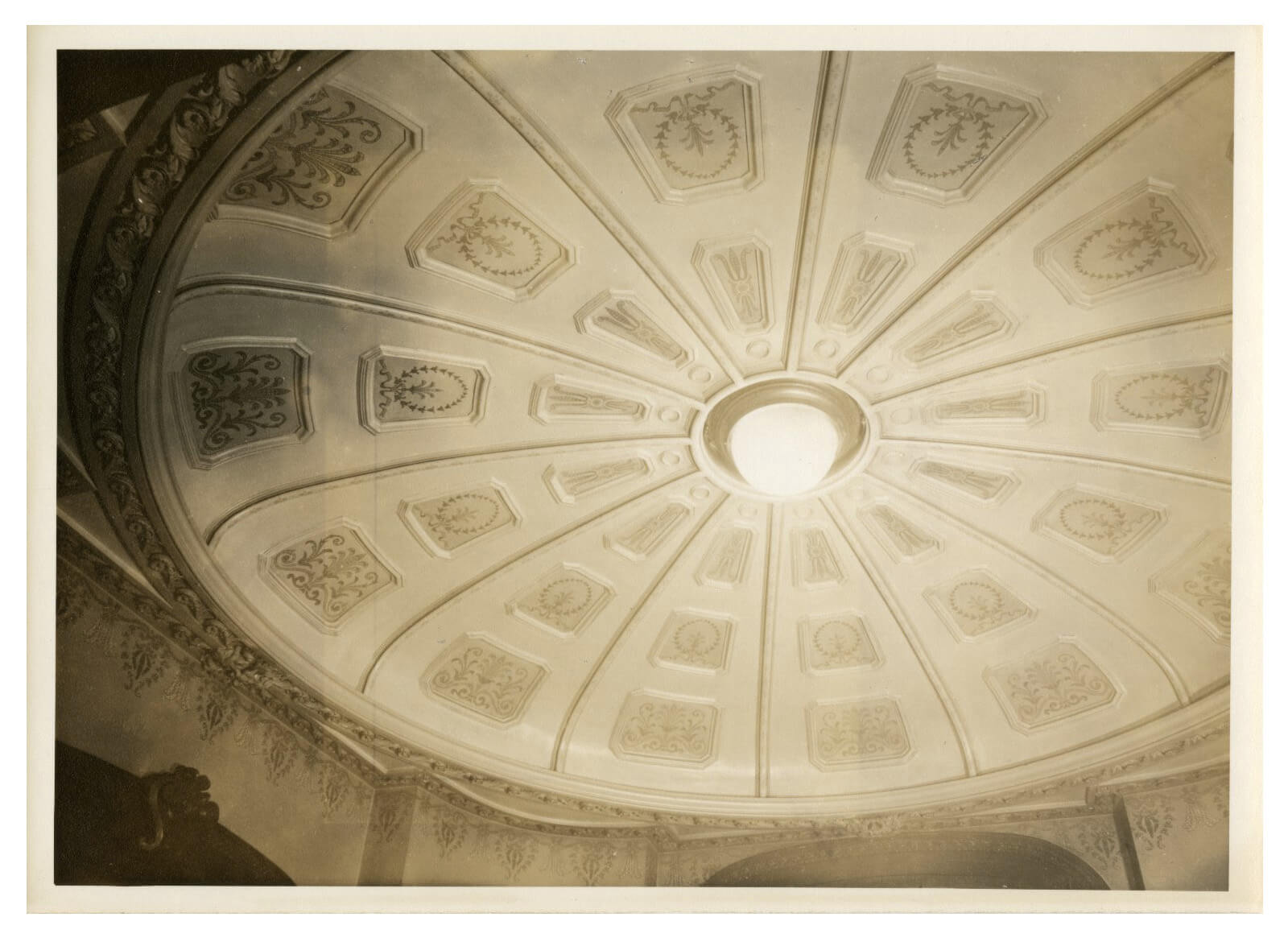 Ceiling Detail of 2 Pierrepont Place. Photo from Brooklyn Museum Libraries, Special Collections