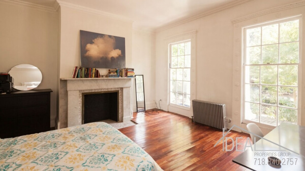 Brooklyn Homes for Sale in Clinton Hill at 136 Clinton Avenue