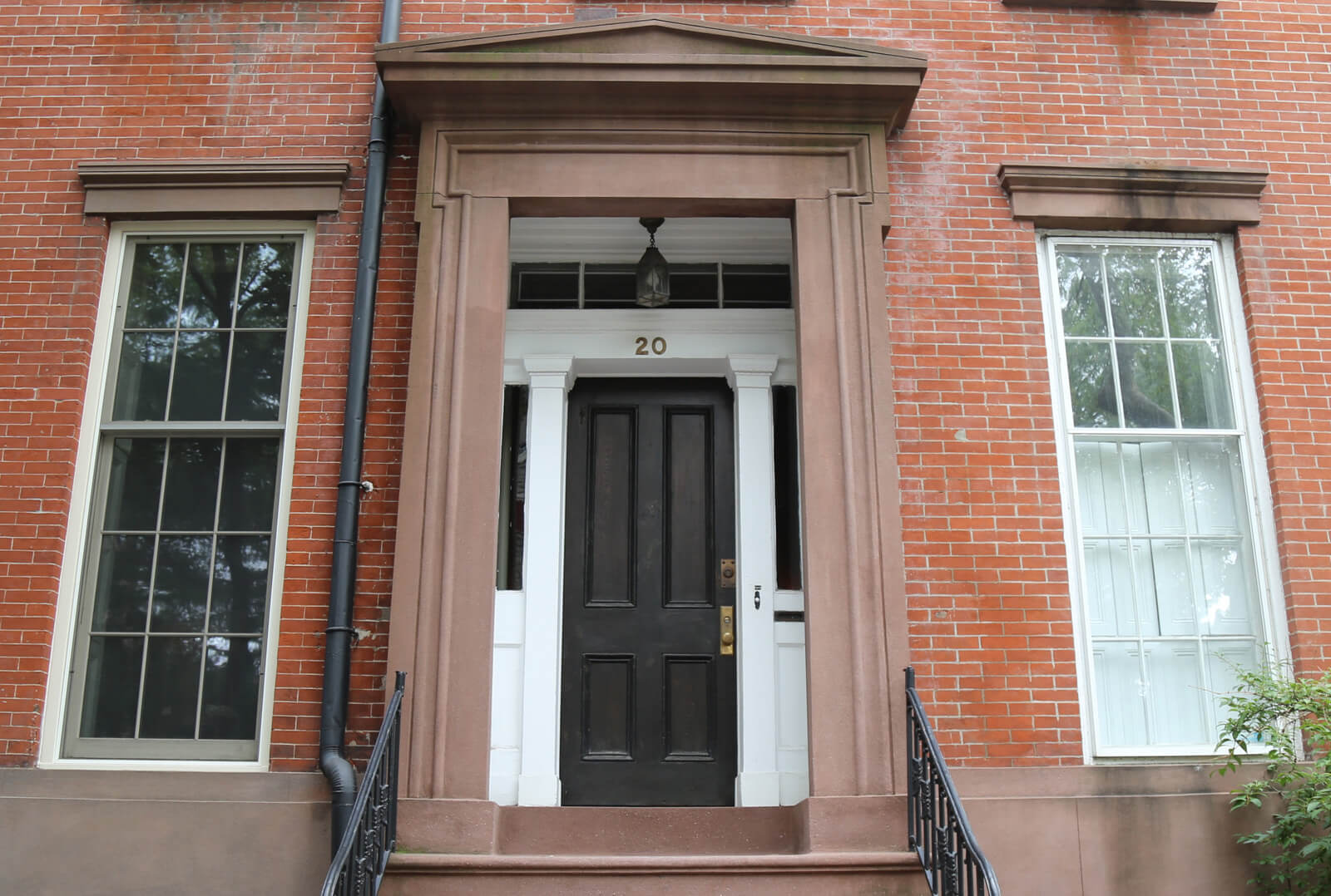 Door in Boerum Hill. Photo by Hannah Frishberg