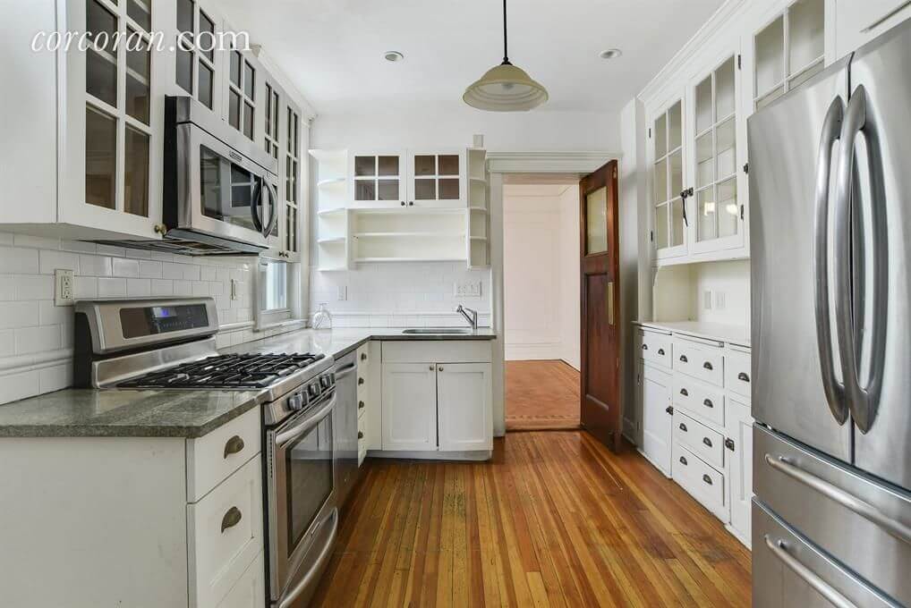 Brooklyn Apartments for Rent in Crown Heights at 1074 Union Street