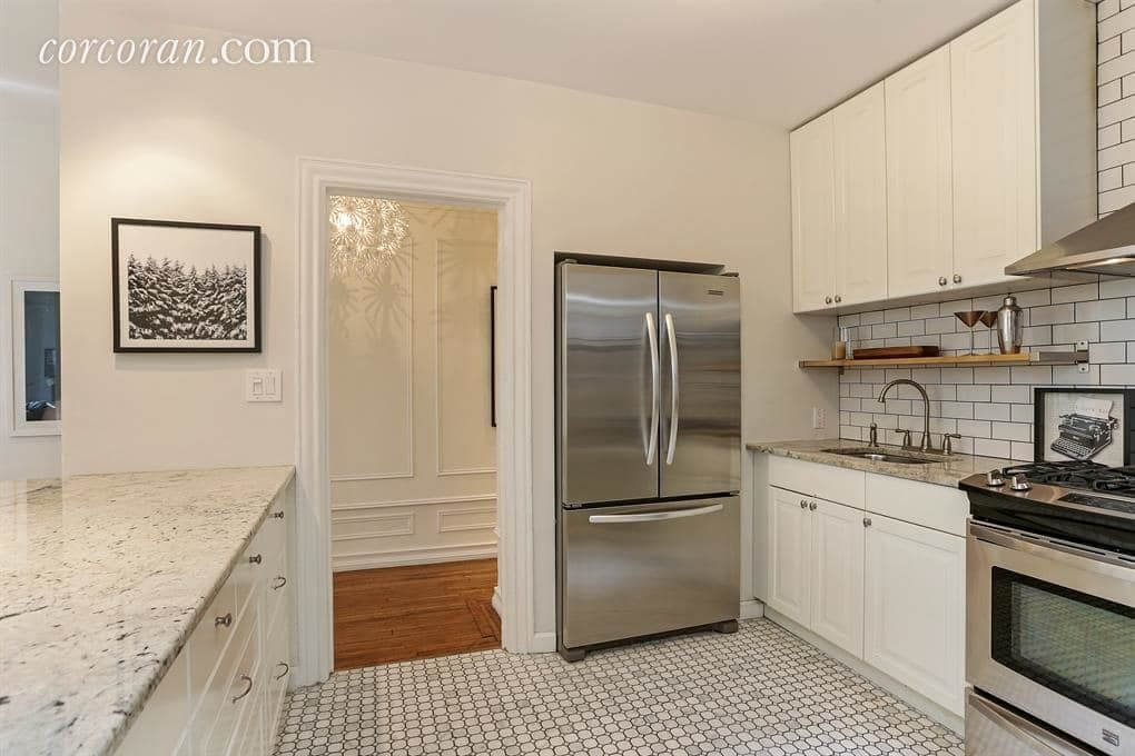 Brooklyn Apartments for Sale in Windsor Terrace at 10 Prospect Park Southwest