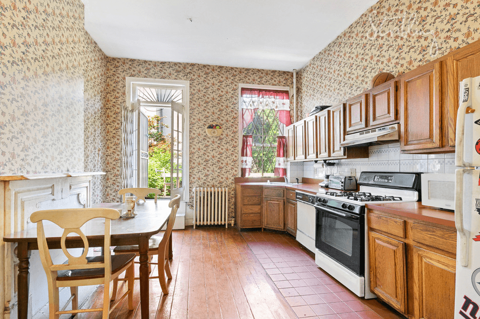 Brooklyn Homes for Sale in Prospect Heights at 522 Carlton Avenue