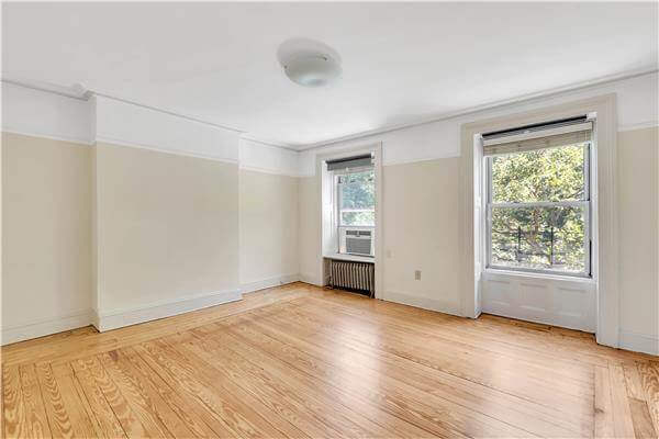Brooklyn Homes for Sale in Cobble Hill at 364 Clinton Street
