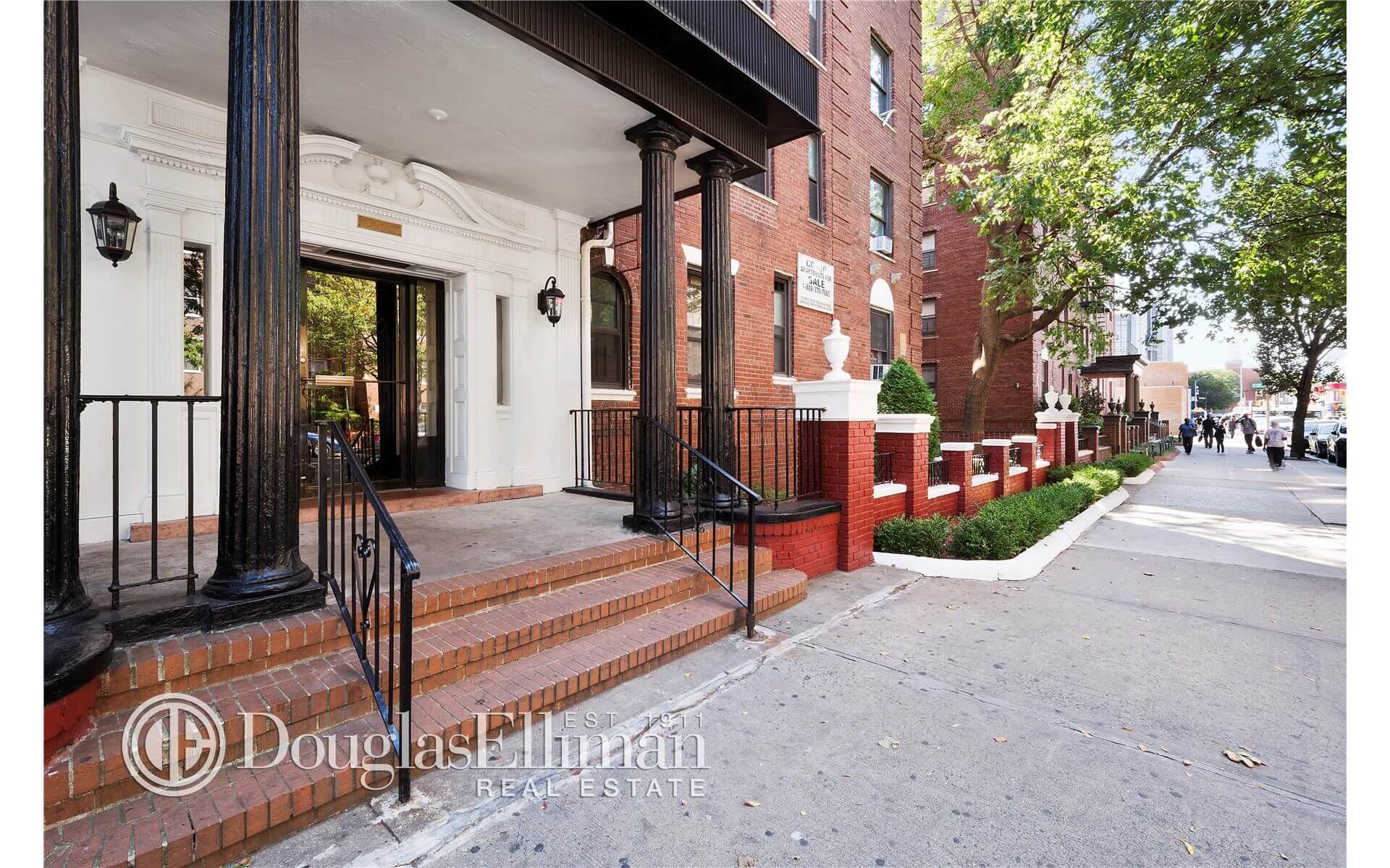 Brooklyn Apartments for Sale in Flatbush at 3220 Avenue H