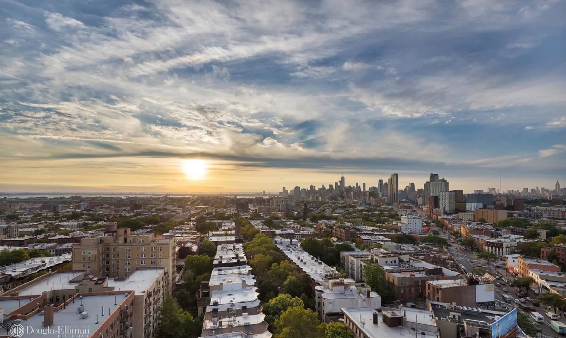Penthouse apartment for sale in Brooklyn Prospect Heights 1 Plaza St W