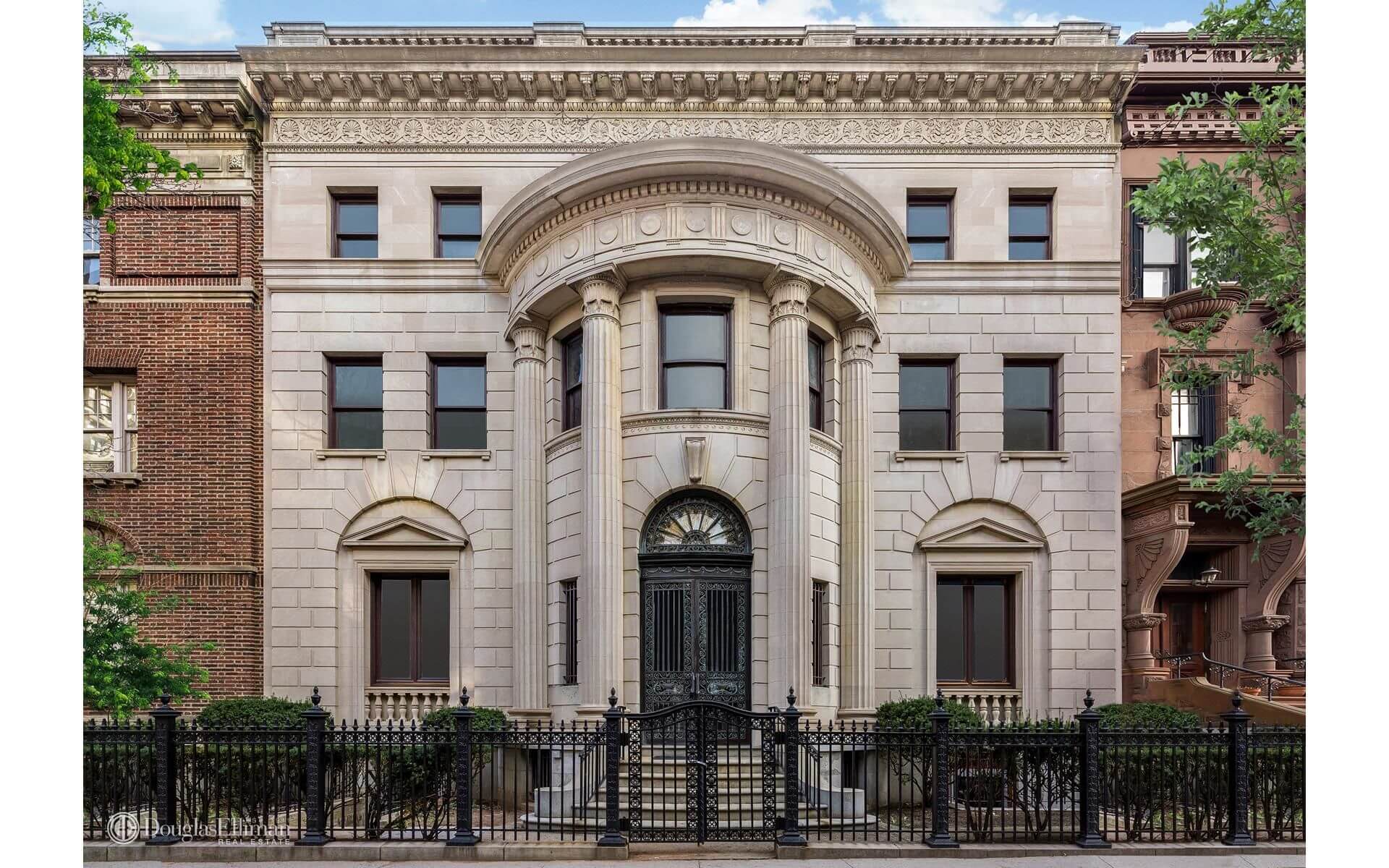 Brooklyn Apartments for Sale in Park Slope at 105 8th Avenue