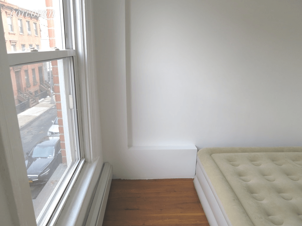 Brooklyn Apartments for Rent in Williamsburg at 16 Fillmore Place