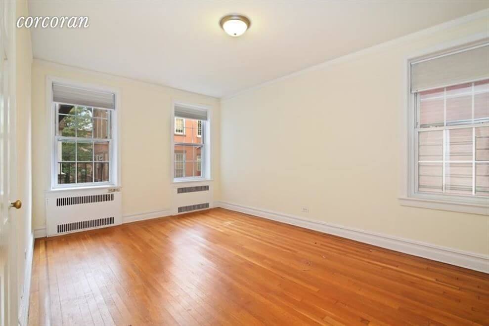 Brooklyn Apartments for Rent in Prospect Heights at 225 Sterling Place