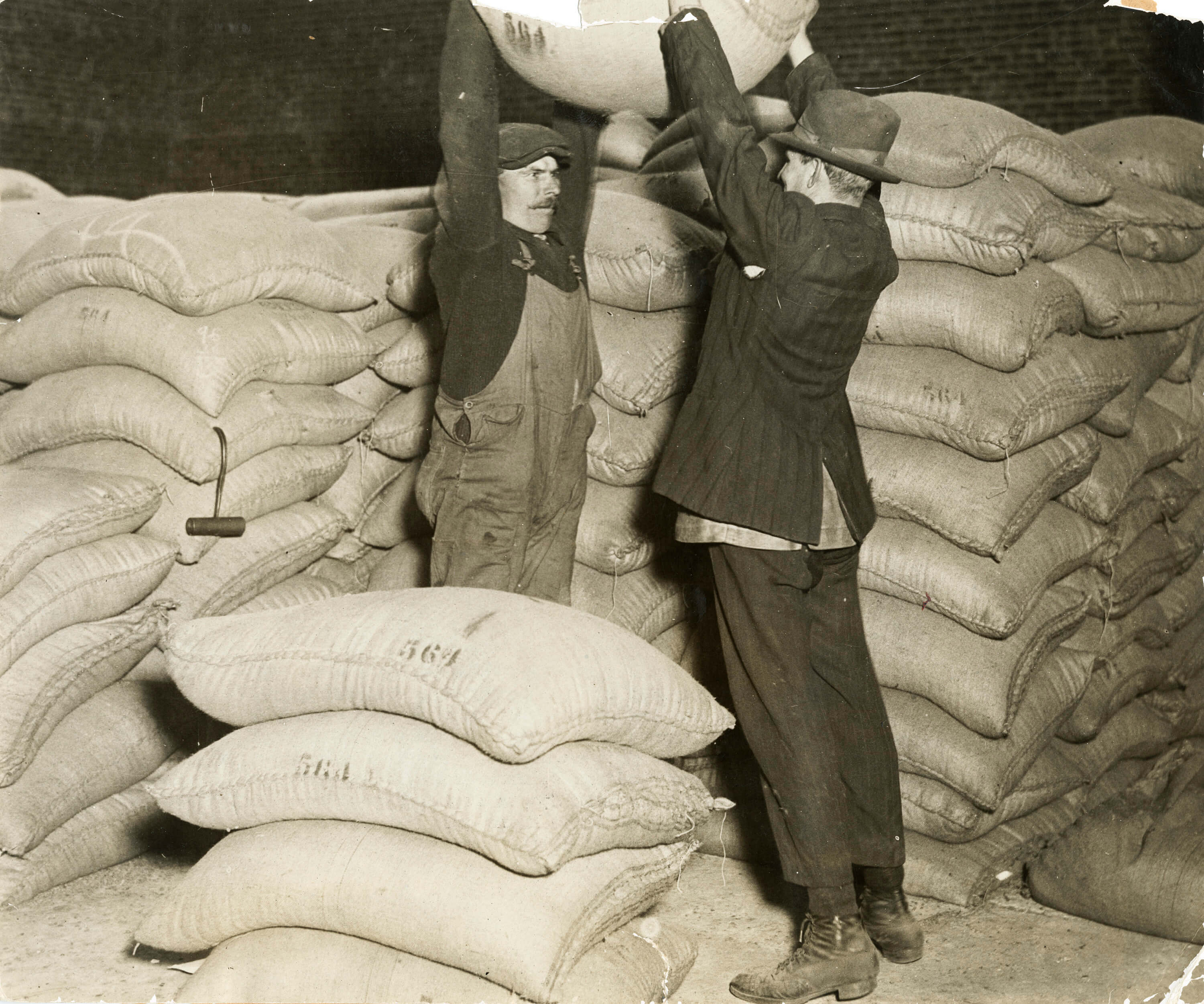Warehouse workers, circa 1920, Underwood & Underwood. Courtesy of Brooklyn Historical Society