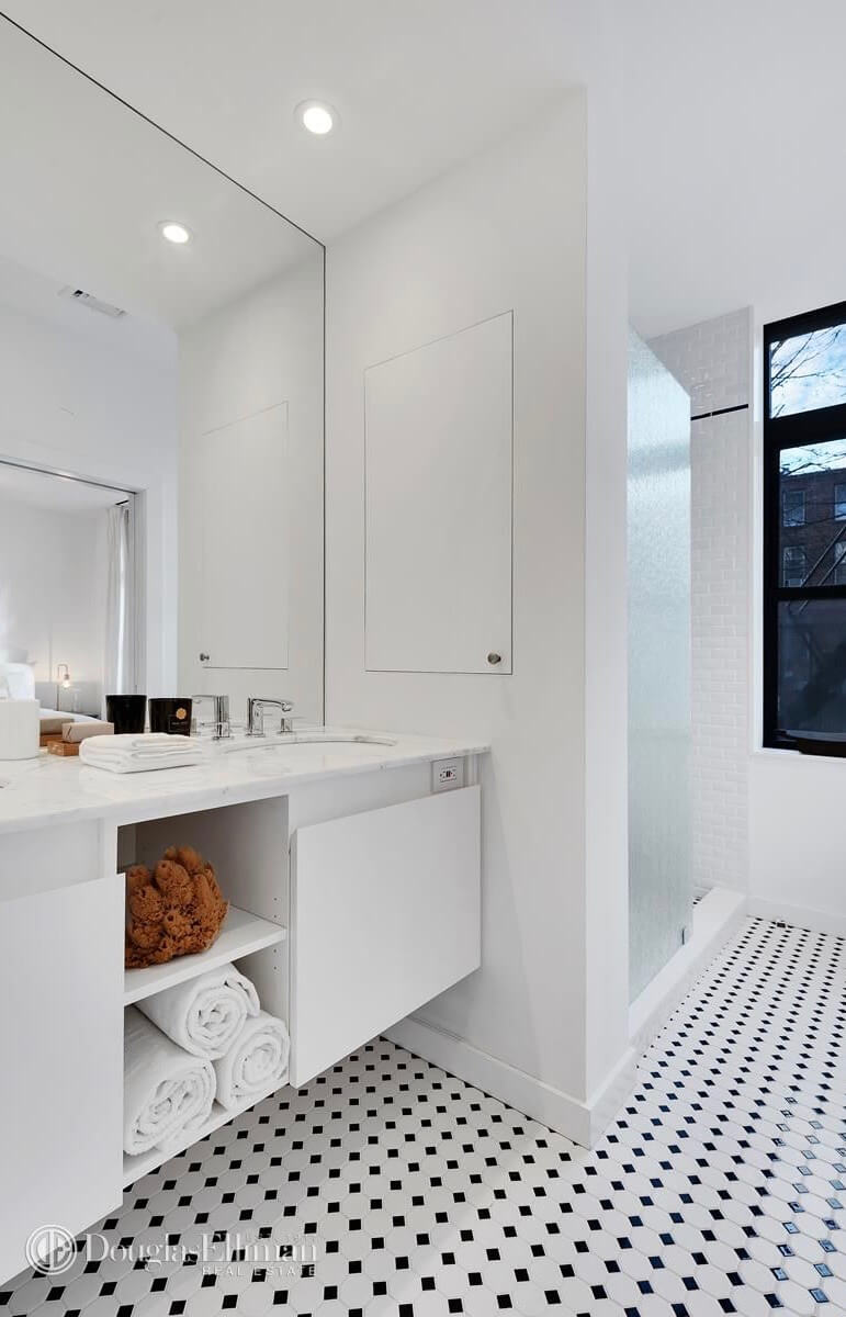 Renovated-brownstone-for-sale-in-Brooklyn-Bed-Stuy-378-Halsey-06