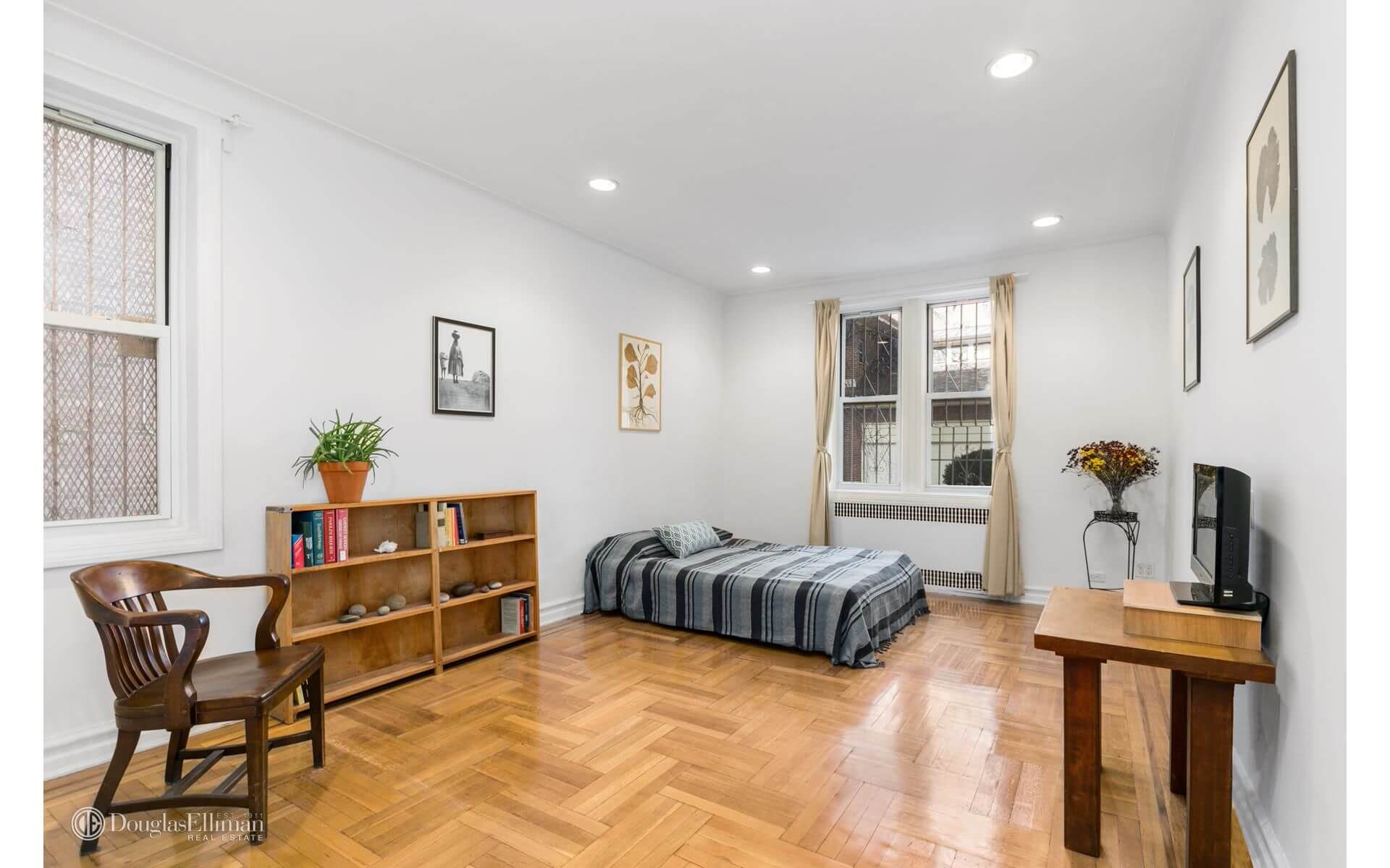 Brooklyn Apartments for Sale in Prospect Park South at 1409 Albemarle Road