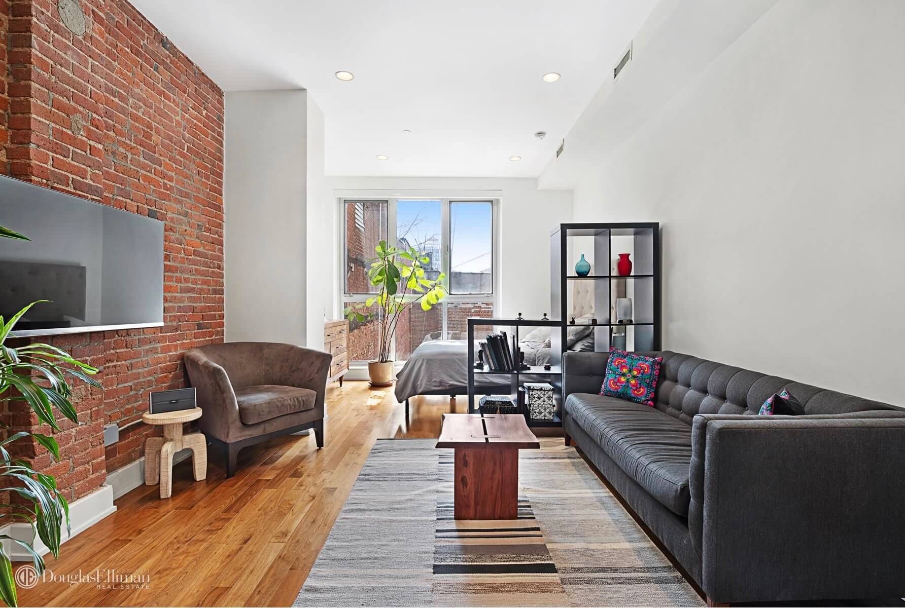 Brooklyn-Apartment-for-sale-in-North-Williamsburg-66-N-1st-St-2D-05