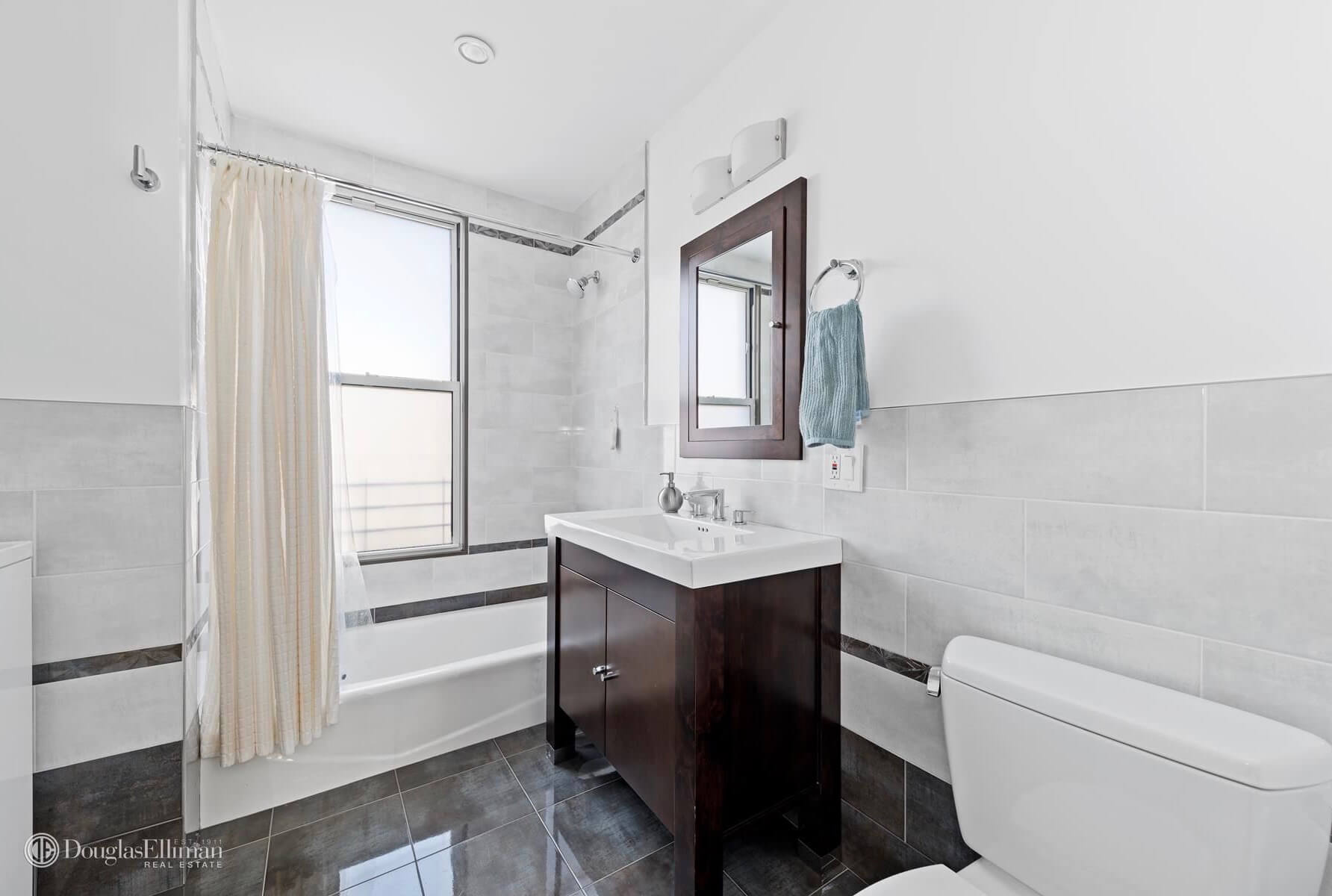Brooklyn-house-for-sale-in-Greenwood-Heights-221-19th-St-13