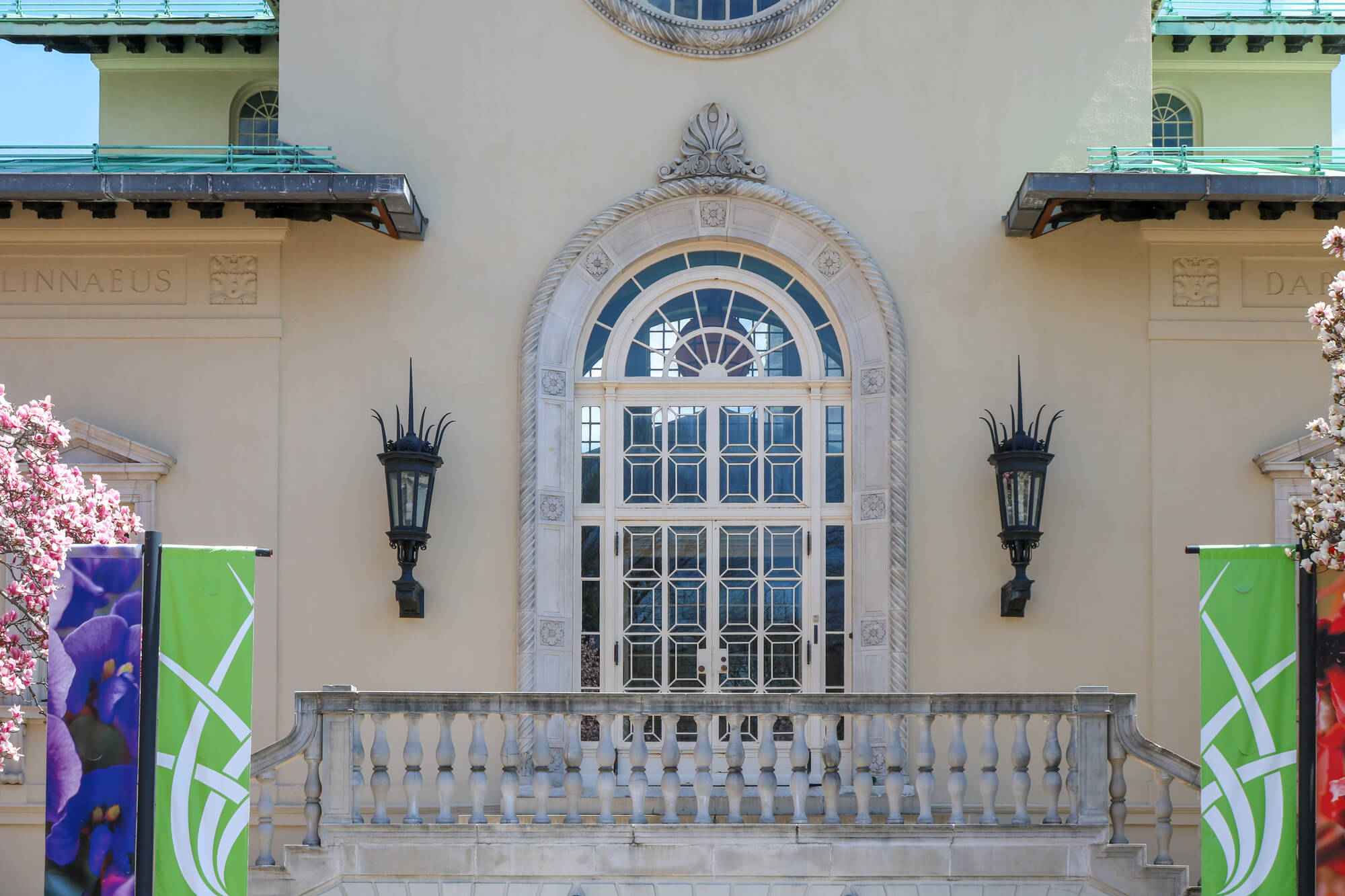 brooklyn botanic garden administration building