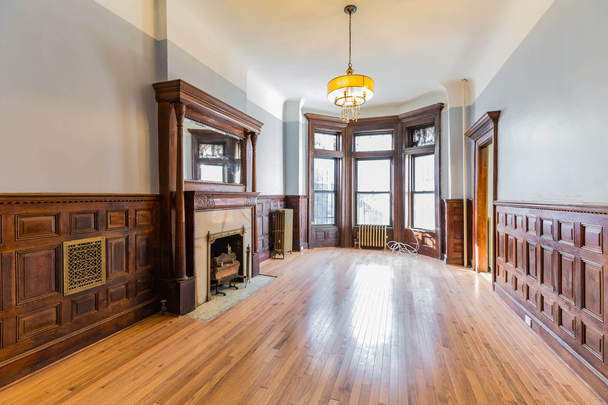 brooklyn-homes-for-sale-crown-heights-1154-dean-street-parlor
