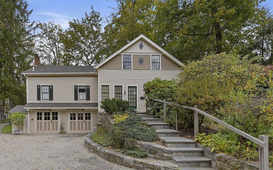 upstate-homes-for-sale-ragtime-mount-kisco-81-west-main-street-carriage-house