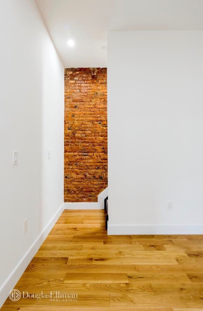 Brooklyn-penthouse-duplex-for-sale-in-Crown-Heights-1084-Dean-St-05